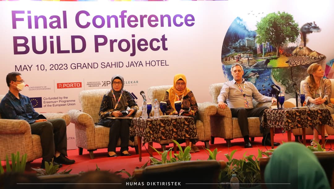 Tangkapan Lensa-Final Conference Build Project