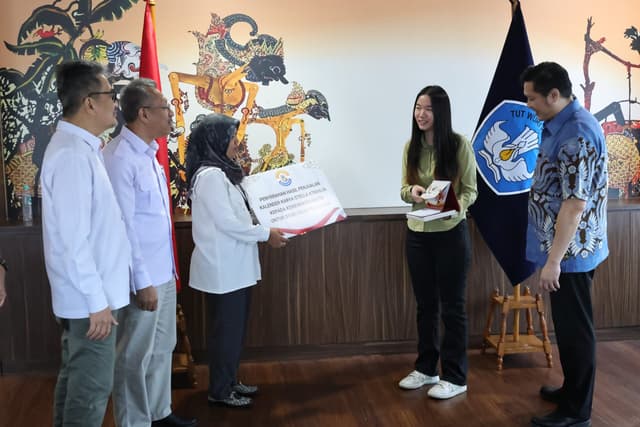 Sekretaris Jenderal Kemdiktisaintek Audiensi dengan Bantuan Perfilman