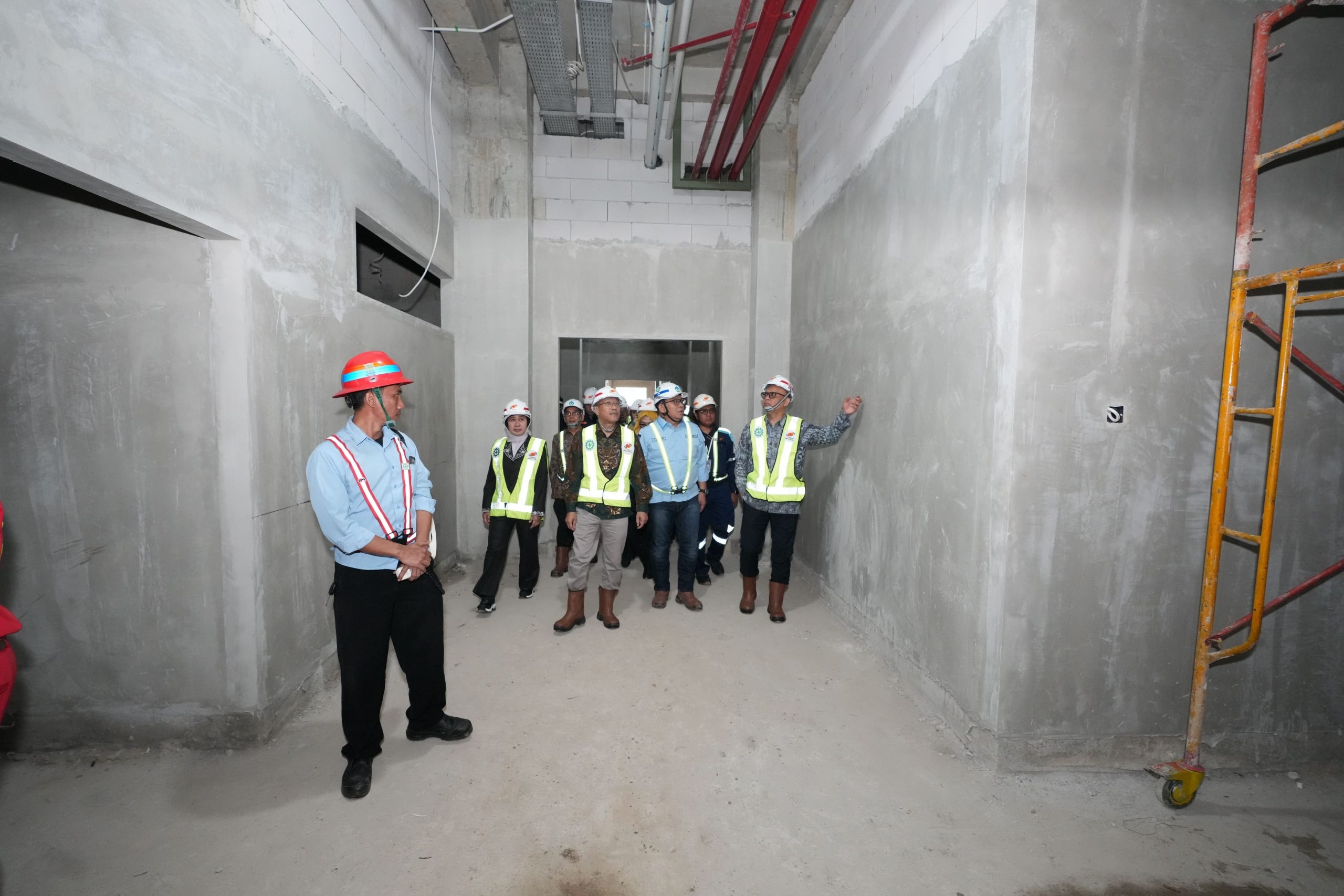 Sekretaris Jenderal dan Direktur Jenderal Pendidikan Tinggi Tinjau Pembangunan RSPTN Unila