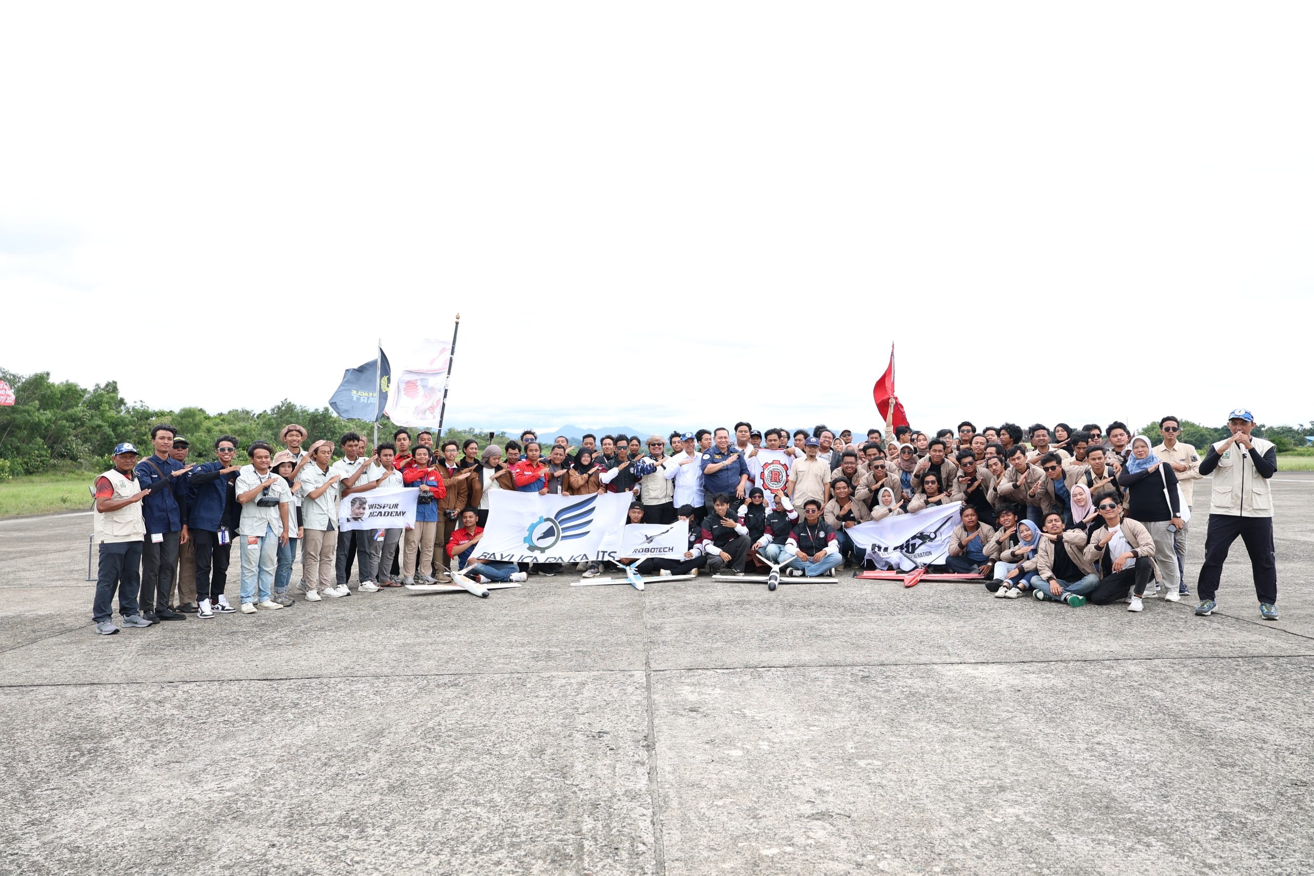 Robot Boleh Kembali ke Hanggar, Tetapi Semangat Tidak Boleh Pudar: KRTI 2025 di Padang Resmi Ditutup