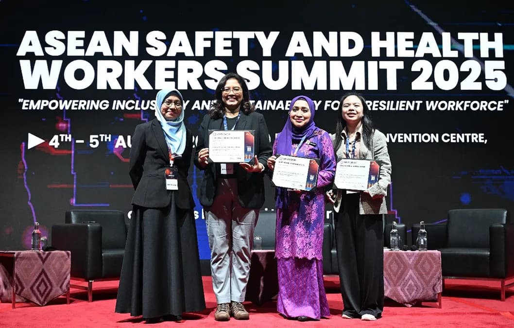 Dekan Fakultas Psikologi UNDIP Tampil sebagai Invited Speaker di ASEAN Occupational Safety and Health (OSH) Summit 2025, Kuala Lumpur